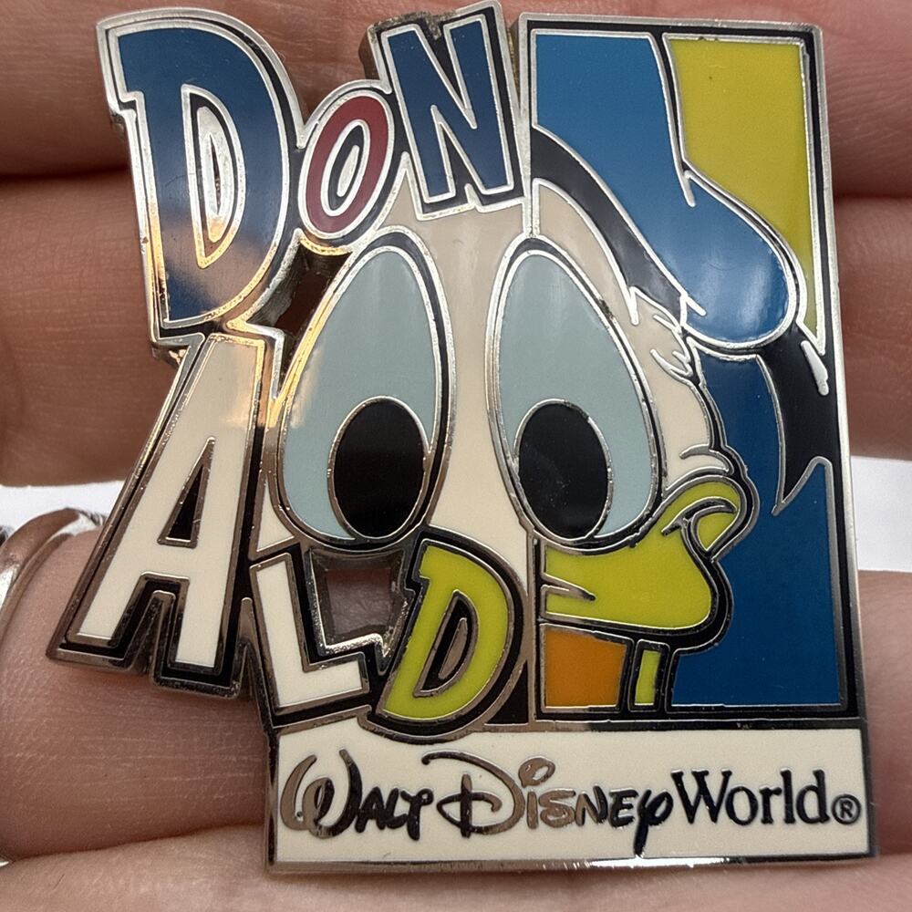 Disneyland - Colorful Character - Donald Duck Letters & Face Pin